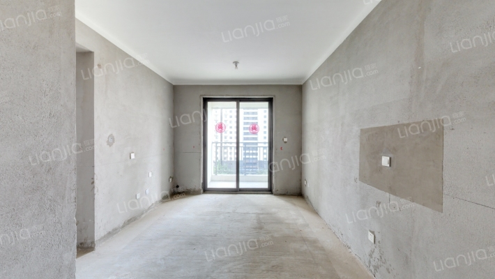 龙中金源二手房实景图