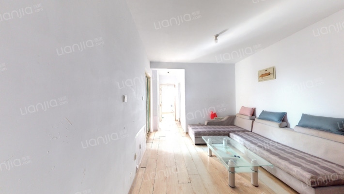 世贸中心二手房实景图