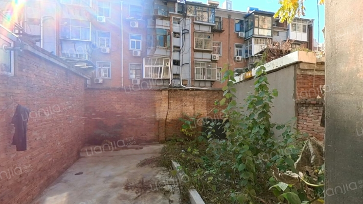 棉纺厂家属院二手房实景图