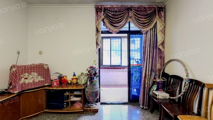 河滨路106号二手房实景图