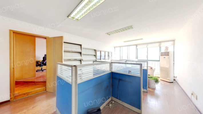 映山华庭二手房实景图