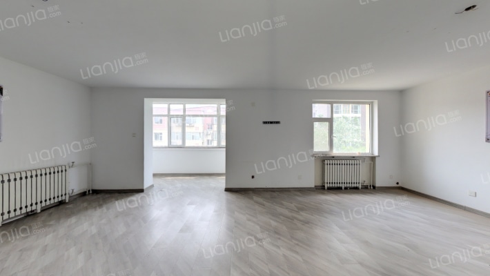 警怡苑小区二手房实景图