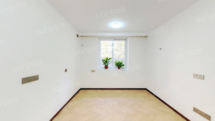 蒙自路345弄二手房实景图