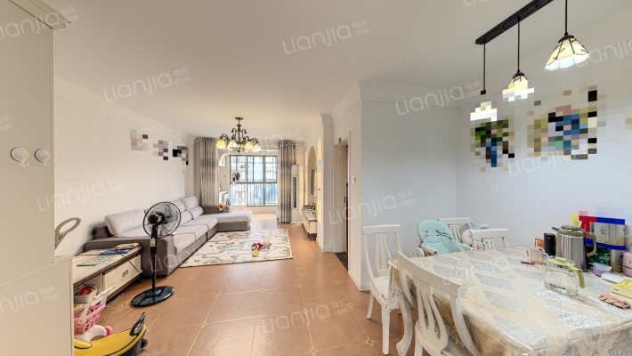 文一名门华府二手房实景图