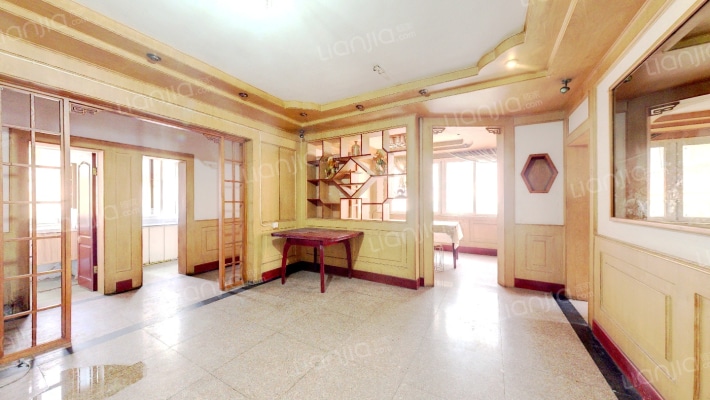 石塔湖小区二手房实景图