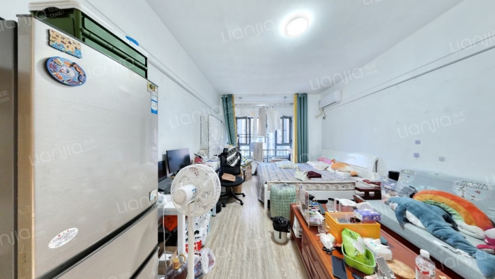 绿地城市大脑数字产业小镇二手房实景图