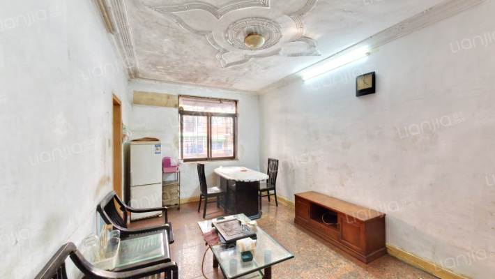 角尾路二手房实景图