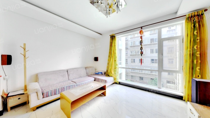 金碧馨园二手房实景图