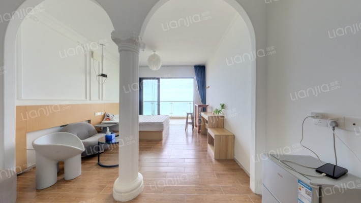 虹海金岸二手房实景图