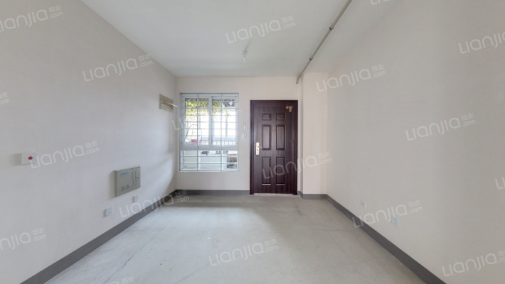 秦湾景园东区二手房实景图