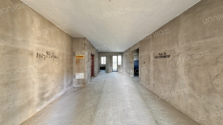 银城江畔二手房实景图