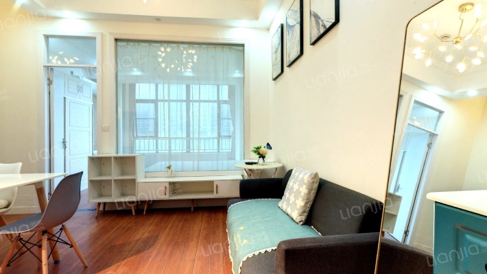 中宇国际公寓二手房实景图