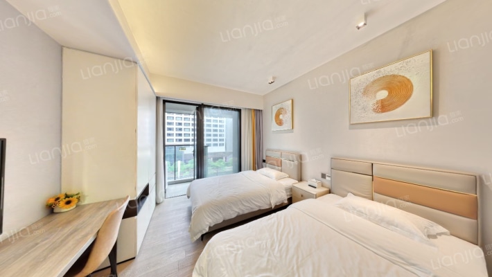 会展湾水岸二手房实景图