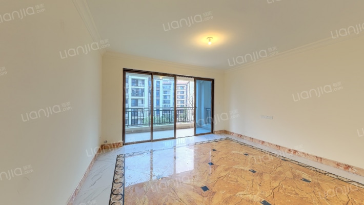 贵安1号翡翠湾二手房实景图