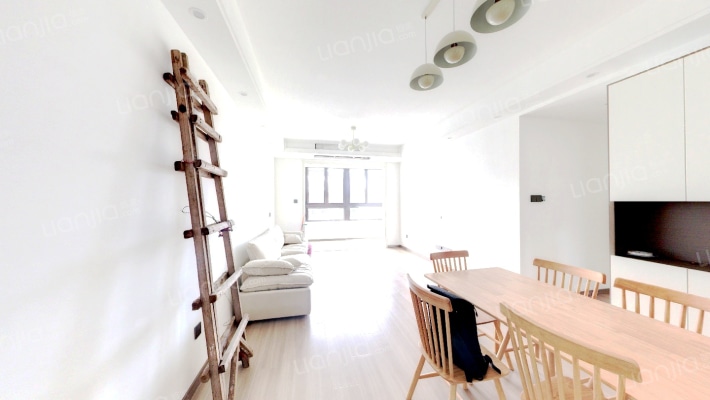 东台荣润麒麟府二手房实景图