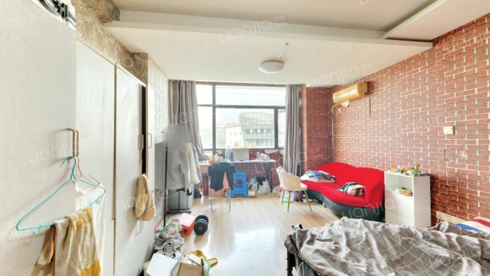 瑞凯国际二手房实景图