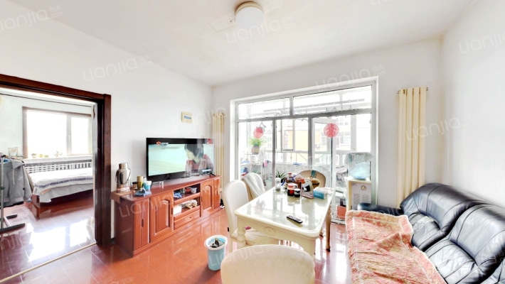 城东新居B区二手房实景图