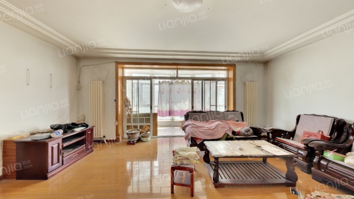 飞行员公寓二手房实景图