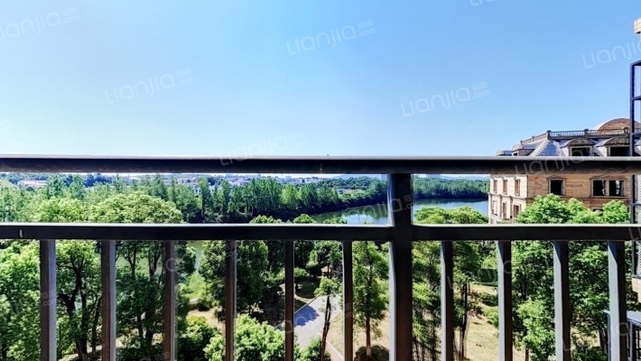 星河国际二手房实景图