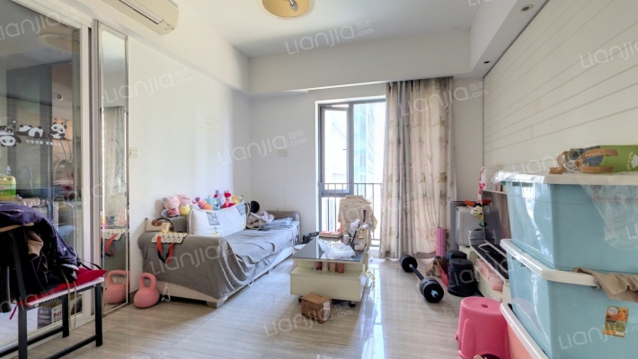 康联汇展中央二手房实景图