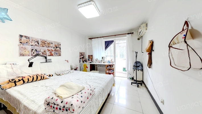 悦秀园二手房实景图