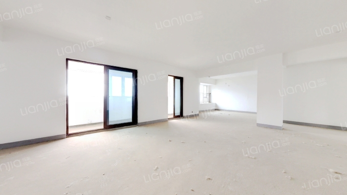 绿地理想城二手房实景图