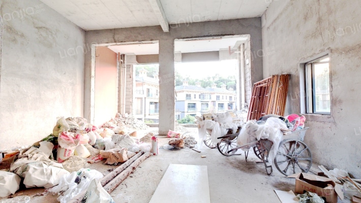 观澜湖御林山三区二手房实景图