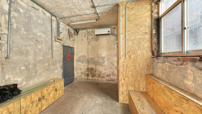 东七路86号二手房实景图