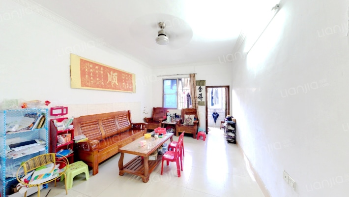 龙裕花园二手房实景图