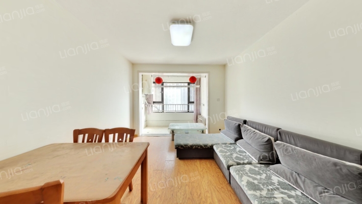 泰悦赫府二手房实景图