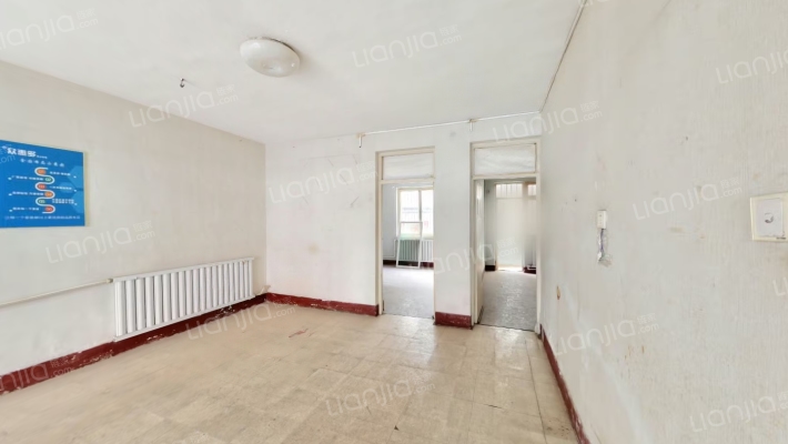 薛氏汽车大修厂家属院二手房实景图