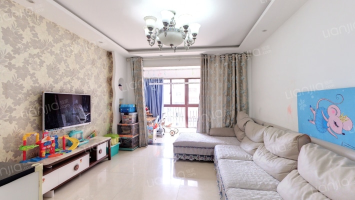 香缇豪庭二手房实景图