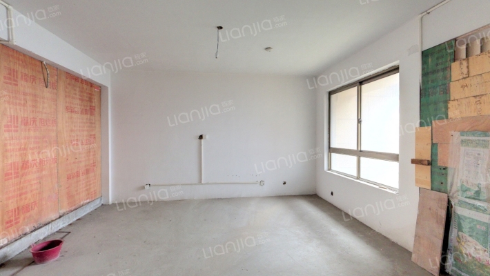 东莘锦苑二手房实景图