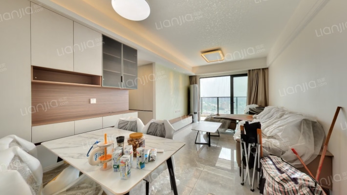 保利上宸二手房实景图