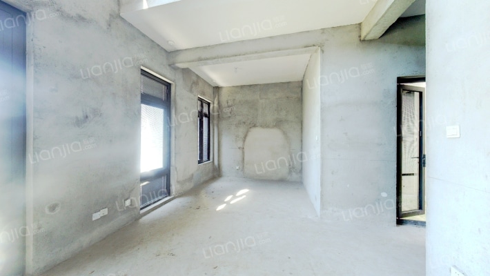 蔚蓝花园二手房实景图