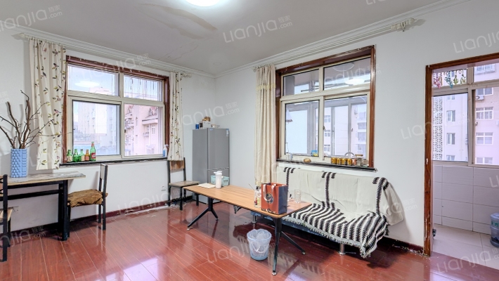 南山新村二手房实景图