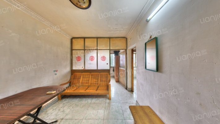 小龙坎正街2号二手房实景图