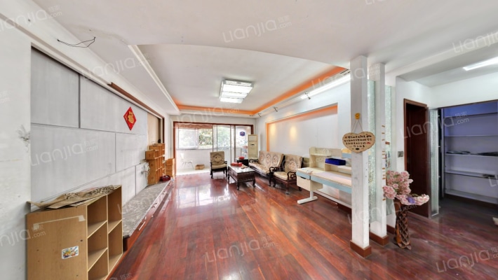 龍勝苑二手房实景图