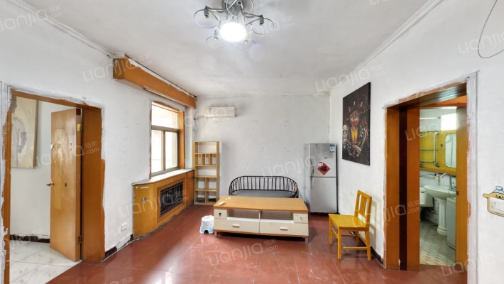 古迹岭东银家属院二手房实景图