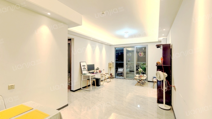 保利首铸天际二手房实景图