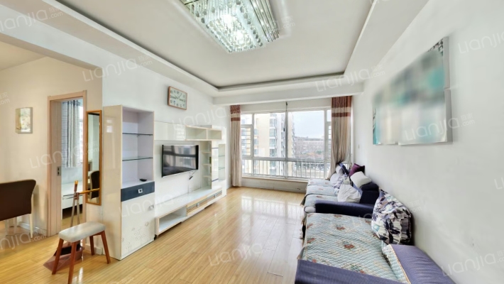 嵛景华城二手房实景图