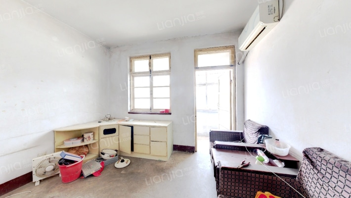 中意小区二手房实景图