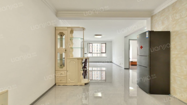 远洋荣域A4区二手房实景图