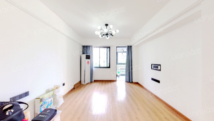 奥体公馆二手房实景图