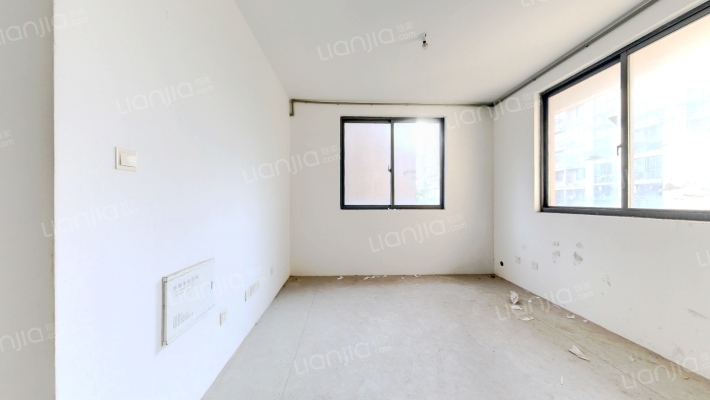 福海新城二手房实景图