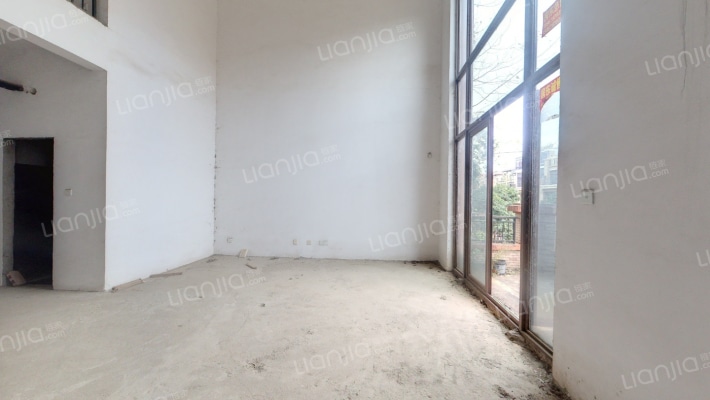 盈峰翠邸二手房实景图