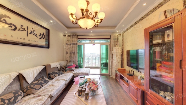 铁马新华苑E区二手房实景图