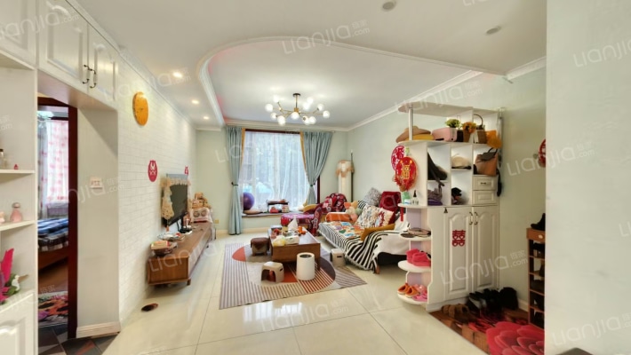 百盛苑三期二手房实景图