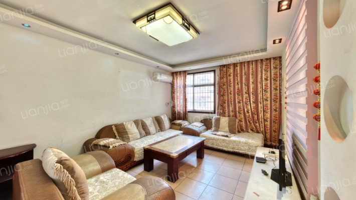 棉织小区二手房实景图