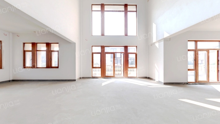 钱湖比华利南区二手房实景图